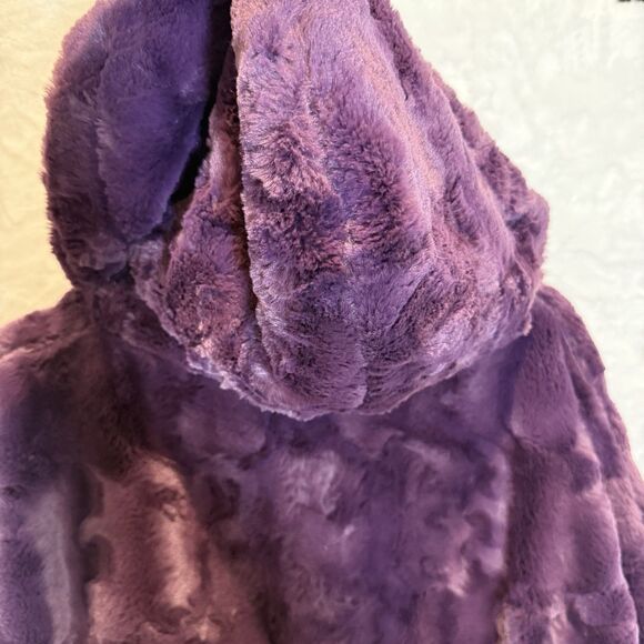 Express Jacket Faux Fur Hooded Womens S Dark Purple Cropped Cozy Coat - Picture 5 of 8